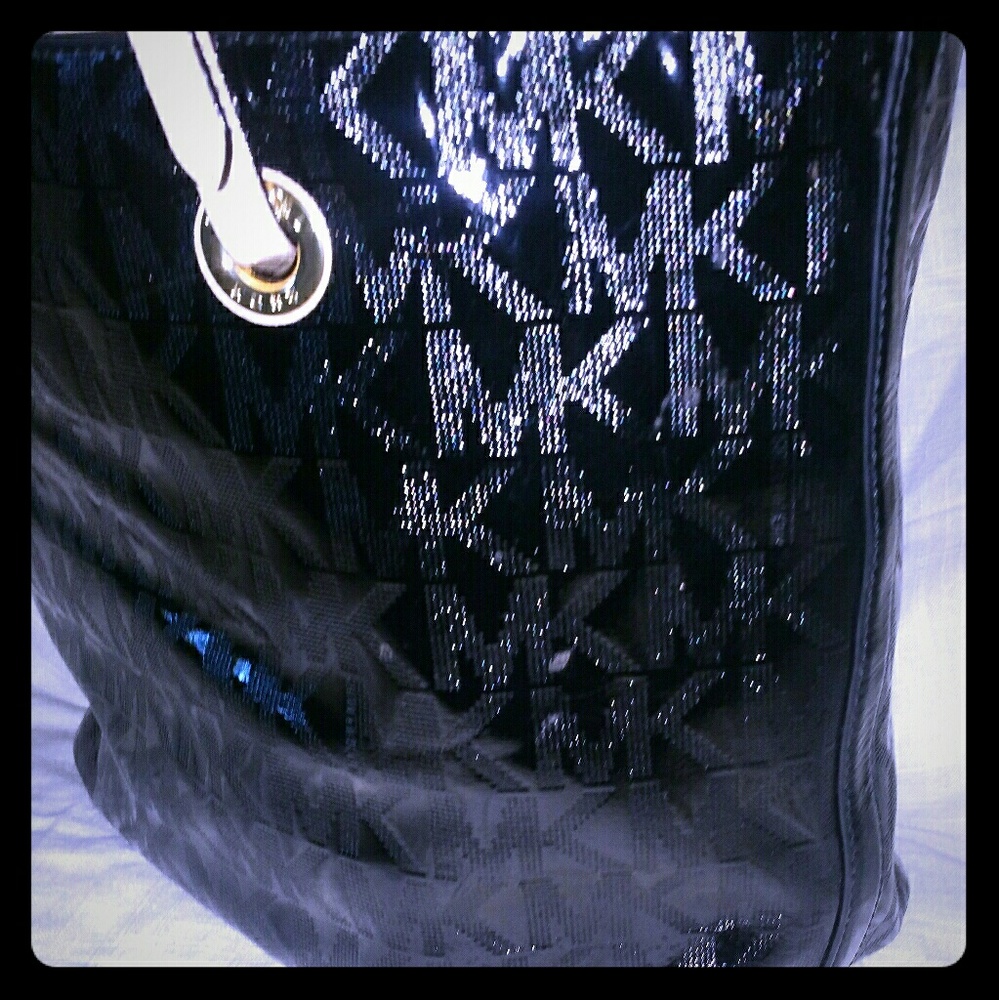 Michael kors patent leather tote